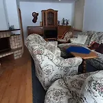 Herry Apartment *